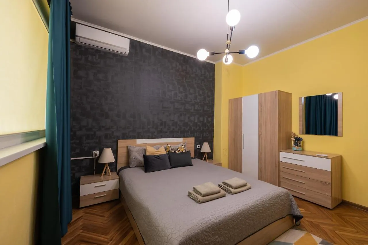 Pop Art & Piano Apartment Varna